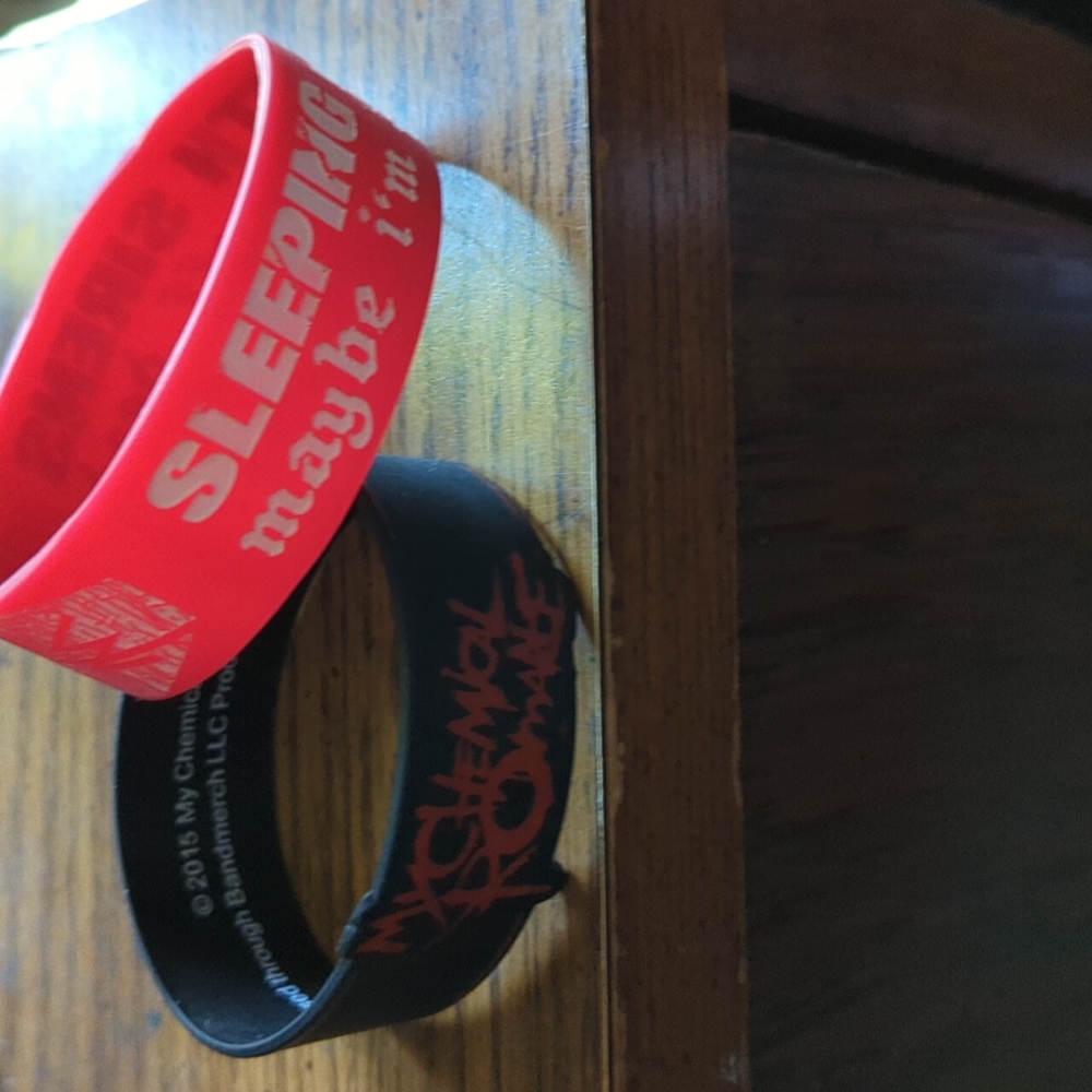 2 bracelets MCR SWS